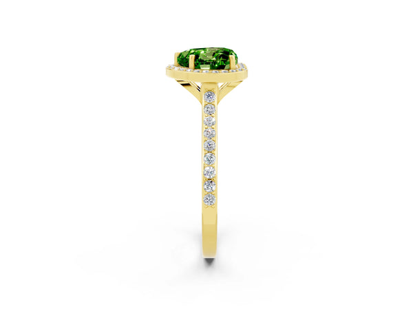 Yellow gold Heart Cut Halo Round Diamond Pavé Band with Four-Prong Setting