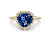 Yellow gold Heart Cut Halo Round Diamond Pavé Band with Four-Prong Setting
