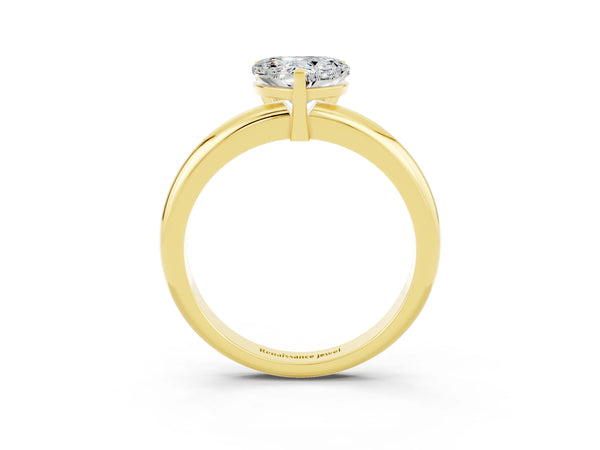 Yellow gold Heart Cut Moissanite Solitaire Engagement Ring with Round Band and Four-Prong Setting