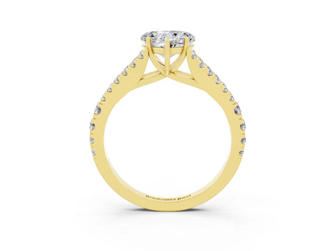 Yellow gold Heart Cut Moissanite Split Shank Pavé Engagement Ring with Four-Prong Setting_15