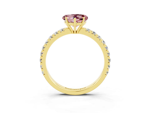 Yellow gold Heart Cut Morganite Pavé Solitaire Engagement Ring with Four-Prong Setting_15