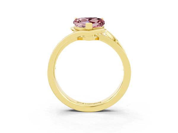 Yellow gold Heart Cut Morganite Solitaire Ring with Split Shank and Prong Setting