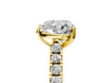 Yellow gold Heart Cut Pavé Band Solitaire Ring with Four-Prong Setting_144