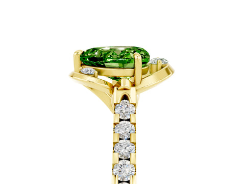 Yellow gold Heart Cut Peridot Ring with Pavé Band and Floral Prong Setting_5