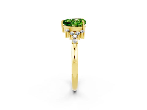 Yellow gold Heart Cut Peridot Ring with Side Stones and Four-Prong Setting_38
