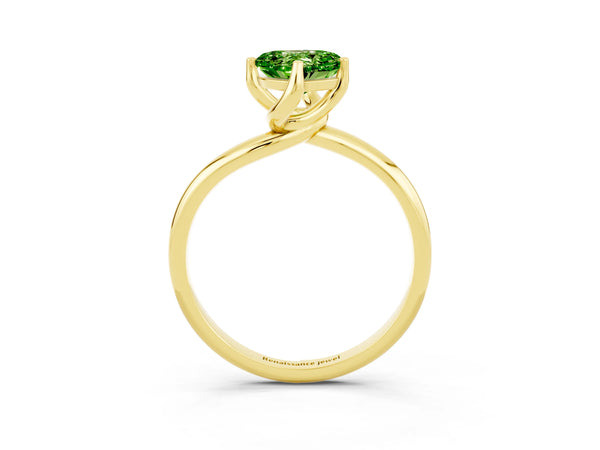 Yellow gold Heart Cut Peridot Solitaire Engagement Ring with Four-Prong Setting and Classic Band