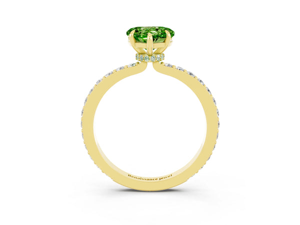 Yellow gold Heart Cut Peridot Solitaire Engagement Ring with Pavé Band and Four-Prong Setting