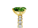 Yellow gold Heart Cut Peridot Solitaire Pavé Engagement Ring with Round Band and Prong Setting_17
