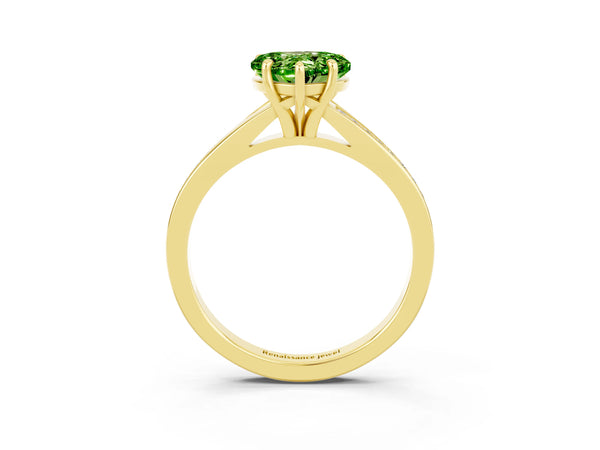 Yellow gold Heart Cut Peridot Solitaire Ring with Pavé Band and Prong Setting