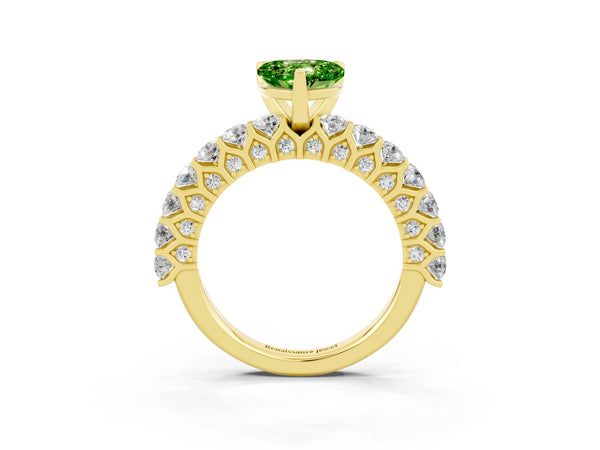 Yellow gold Heart Cut Peridot Solitaire Ring with Shared Prong Pavé Band and Four-Prong Setting