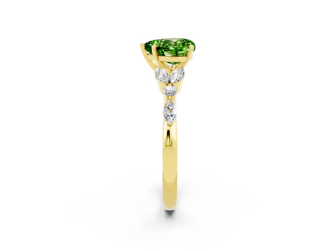 Yellow gold Heart Cut Peridot Solitaire Ring with Side Stones and Four-Prong Setting_14