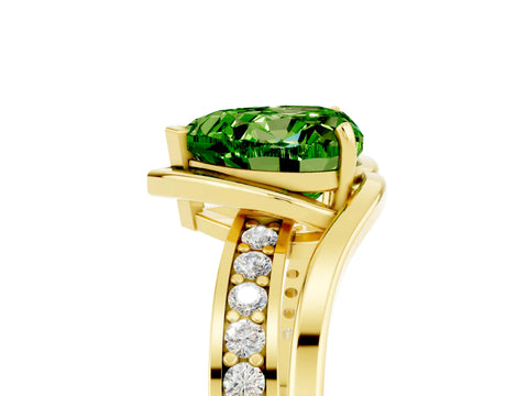 Yellow gold Heart Cut Peridot Solitaire Ring with Split Shank and Prong Setting_5