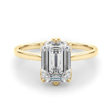 18K Yellow Gold 3.01 Carat E VVS2 Marquise Cut Solitaire Diamond Ring with Four-Prong Setting and Classic Band