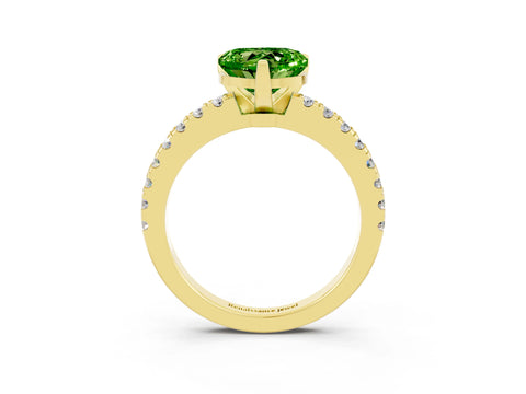 Yellow gold Heart Cut Solitaire Diamond with Pavé Band and Four-Prong Setting_3