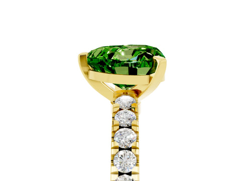 Yellow gold Heart Cut Solitaire Diamond with Pavé Band and Four-Prong Setting_5