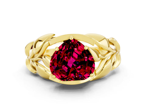 Yellow gold Heart Cut Solitaire Leaf-Inspired Engagement Ring with Prong Setting