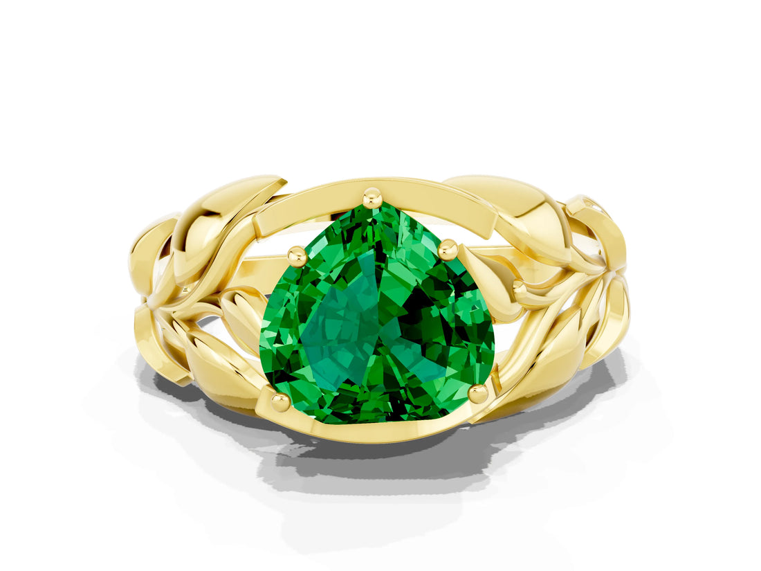 Yellow gold Heart Cut Solitaire Leaf-Inspired Engagement Ring with Prong Setting