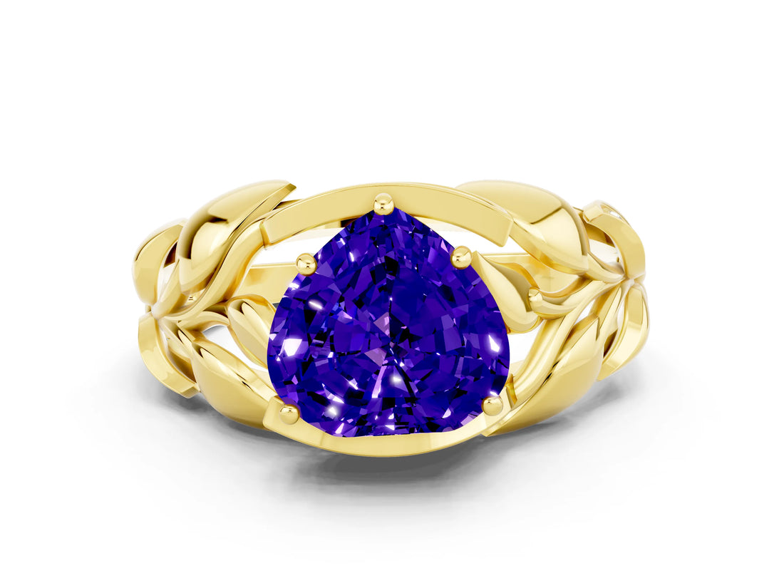 Yellow gold Heart Cut Solitaire Leaf-Inspired Engagement Ring with Prong Setting