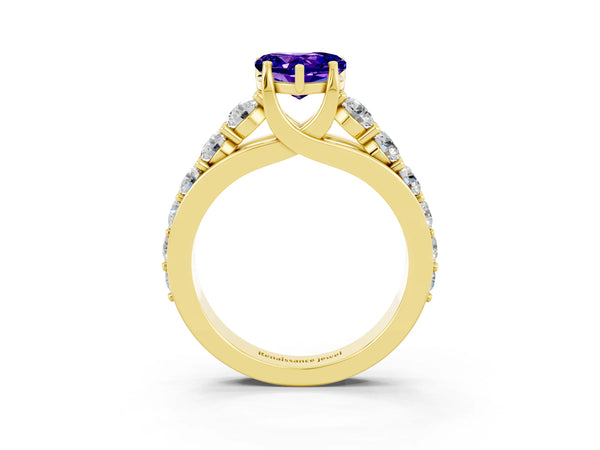 Yellow gold Heart Cut Tanzanite Engagement Ring with Pavé Band and Four-Prong Setting
