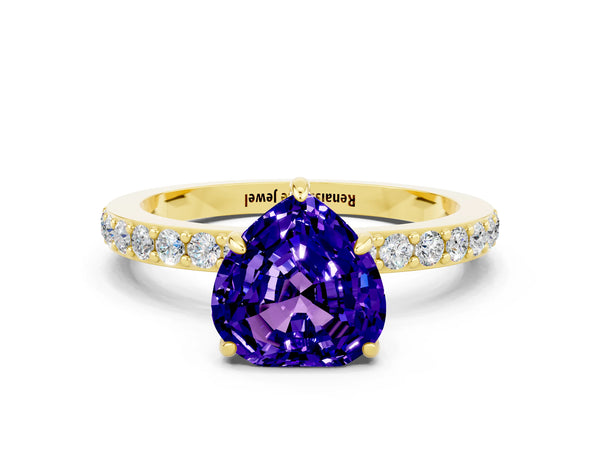 Yellow gold Heart Cut Tanzanite Solitaire Engagement Ring with Pavé Band and Four-Prong Setting