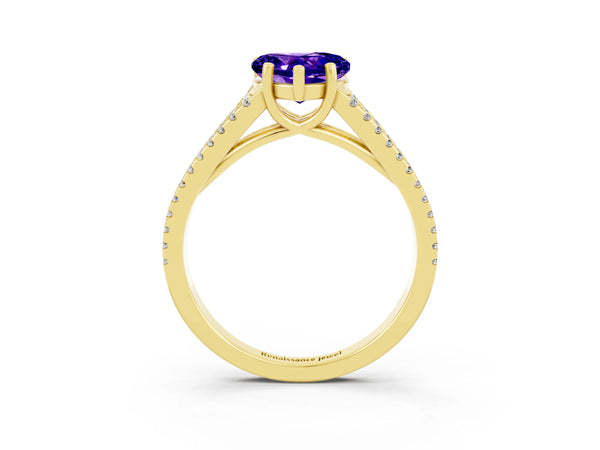 Yellow gold Heart Cut Tanzanite Solitaire Engagement Ring with Split Shank Pavé Band