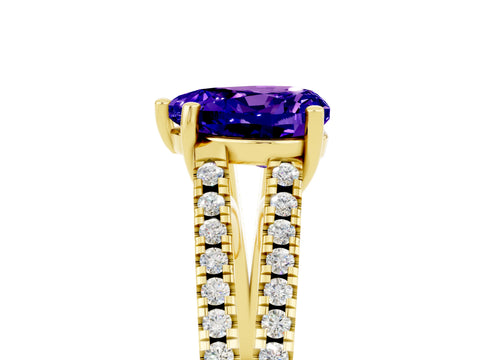 Yellow gold Heart Cut Tanzanite Solitaire Engagement Ring with Split Shank Pavé Band_5