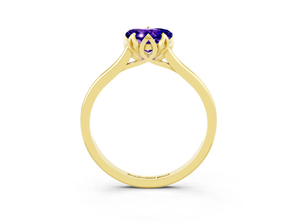 Yellow gold Heart Cut Tanzanite Solitaire Ring with Flower Prong Setting and Classic Band