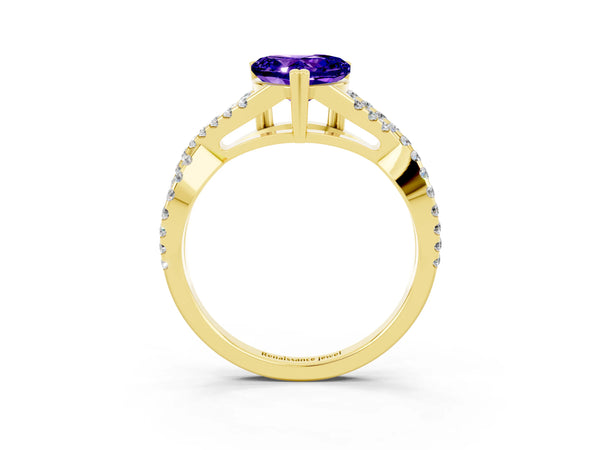 Yellow gold Heart Cut Tanzanite Solitaire Ring with Four-Prong Setting and Twisted Pavé Band