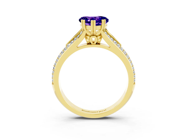 Yellow gold Heart Cut Tanzanite Split Shank Engagement Ring with Pavé Band