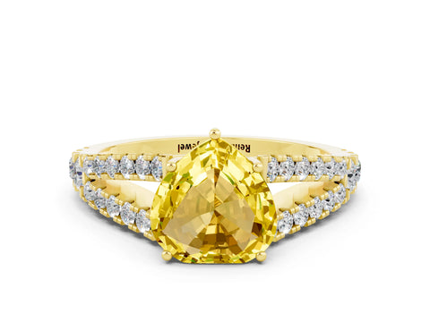 Yellow gold Heart Cut Yellow Sapphire Split Shank Pavé Engagement Ring with Four-Prong Setting_12