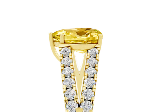 Yellow gold Heart Cut Yellow Sapphire Split Shank Pavé Engagement Ring with Four-Prong Setting_17