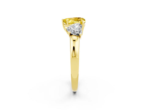 Yellow gold Heart Cut Yellow Sapphire Three-Stone Ring with Four-Prong Setting and Classic Band_2