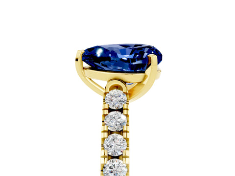 Yellow gold Heart Cut {stone} Solitaire Ring with Pavé Band and Four Prong Setting_5