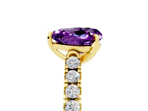 Yellow gold Heart Cut {stone} Solitaire Ring with Pavé Band and Four Prong Setting_5