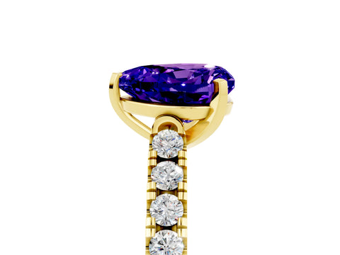 Yellow gold Heart Cut {stone} Solitaire Ring with Pavé Band and Four Prong Setting_5