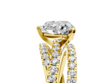 Yellow gold Heart Solitaire Twist Band with Pavé Setting and Four-Prong Setting_131