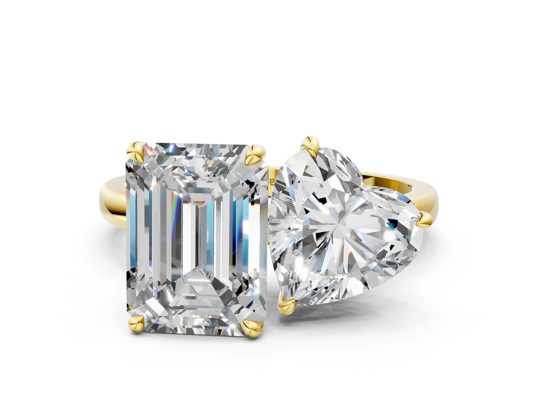 Yellow gold Heart and Emerald Cut Toi Moi Ring with Prong Setting_51