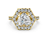 Yellow gold Hexagonal Halo Heart Cut Diamond Pavé Band with Four-Prong Setting_3