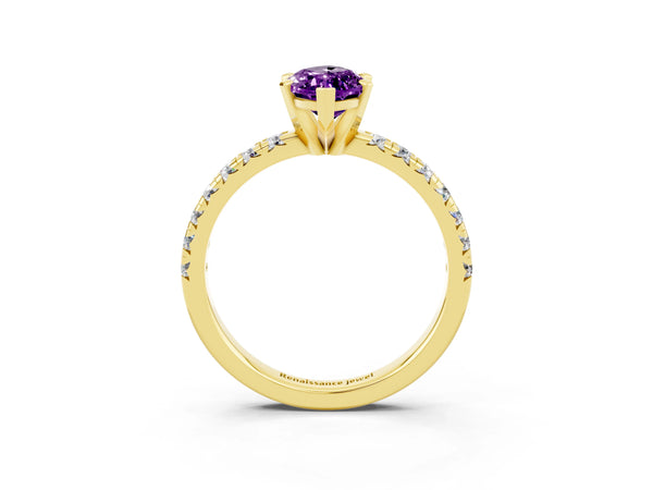Yellow gold Marquise Cut Amethyst Solitaire Pavé Engagement Ring with Round Band and Prong Setting