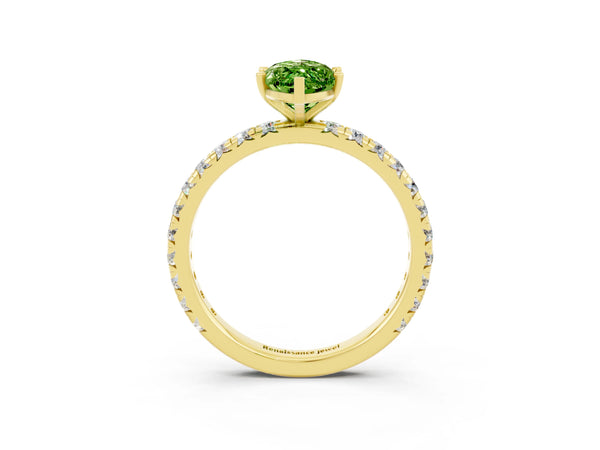 Yellow gold Marquise Cut Cut Diamond Pavé Band with Four-Prong Setting