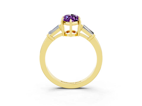 Yellow gold Marquise Cut Cut Diamond Ring with Tapered Baguette Side Stones in Four-Prong Setting_3