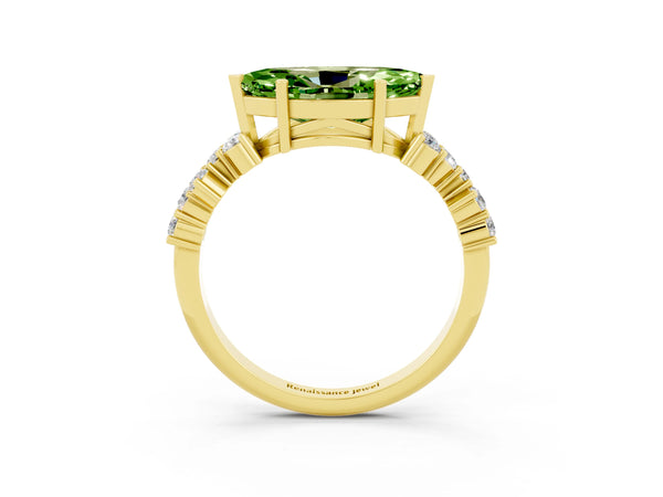 Yellow gold Marquise Cut Diamond Cluster Pavé Band with Four-Prong Setting