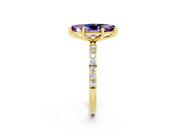 Yellow gold Marquise Cut Amethyst Solitaire Ring with Round Pavé Shoulders and Prong Setting