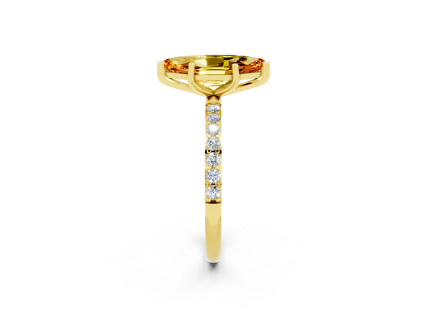 Yellow gold Marquise Cut Citrine Solitaire Ring with Round Pavé Shoulders and Prong Setting