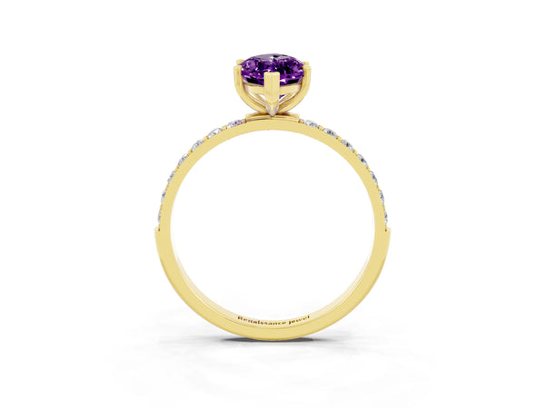 Yellow gold Marquise Cut Amethyst Solitaire Ring with Round Pavé Shoulders and Prong Setting