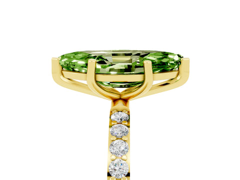Yellow gold Marquise Cut Diamond Pavé Band with Six-Prong Setting_5