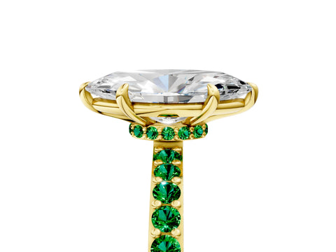 Yellow gold Marquise Cut Diamond Pavé Engagement Ring with Round with Emerald side stone Accents and Prong Setting_5