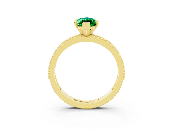 Yellow gold Marquise Cut Emerald Milgrain Pavé Engagement Ring with Four-Prong Setting