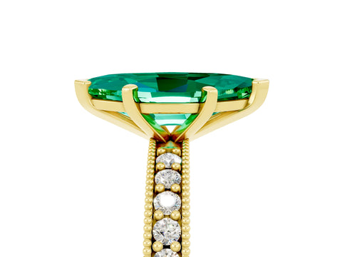 Yellow gold Marquise Cut Emerald Milgrain Pavé Engagement Ring with Four-Prong Setting_5