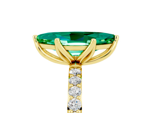 Yellow gold Marquise Cut Emerald Solitaire Engagement Ring with Pavé Band and Prong Setting_5